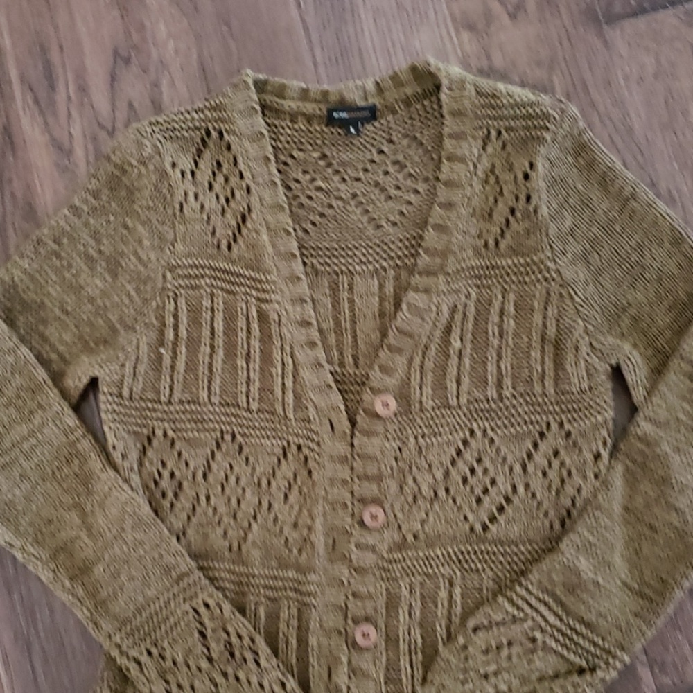 Cardigan - Picture 2 of 3